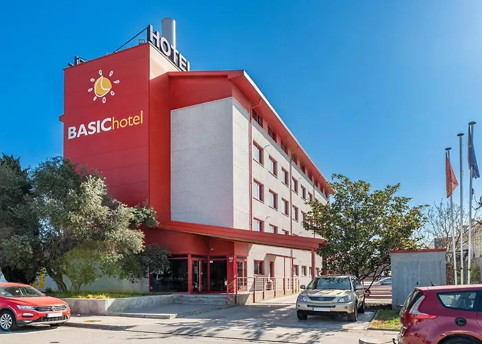 Hotel Basic