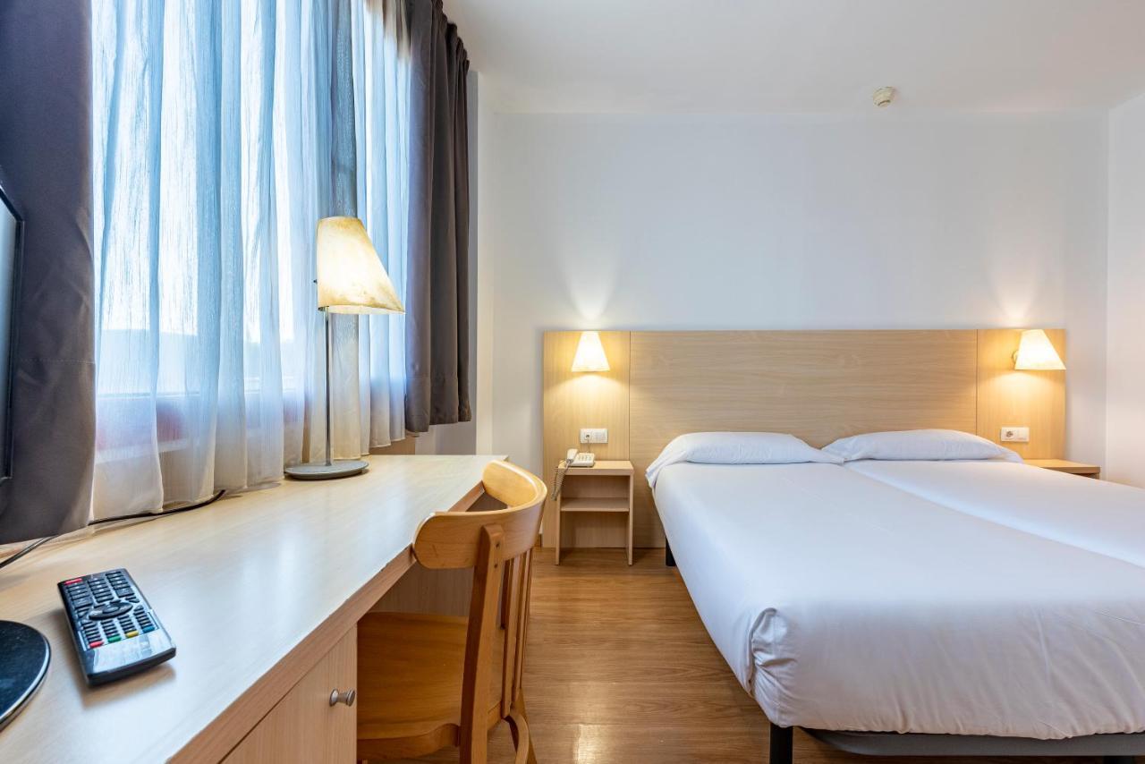 Hotel Basic Olerdola